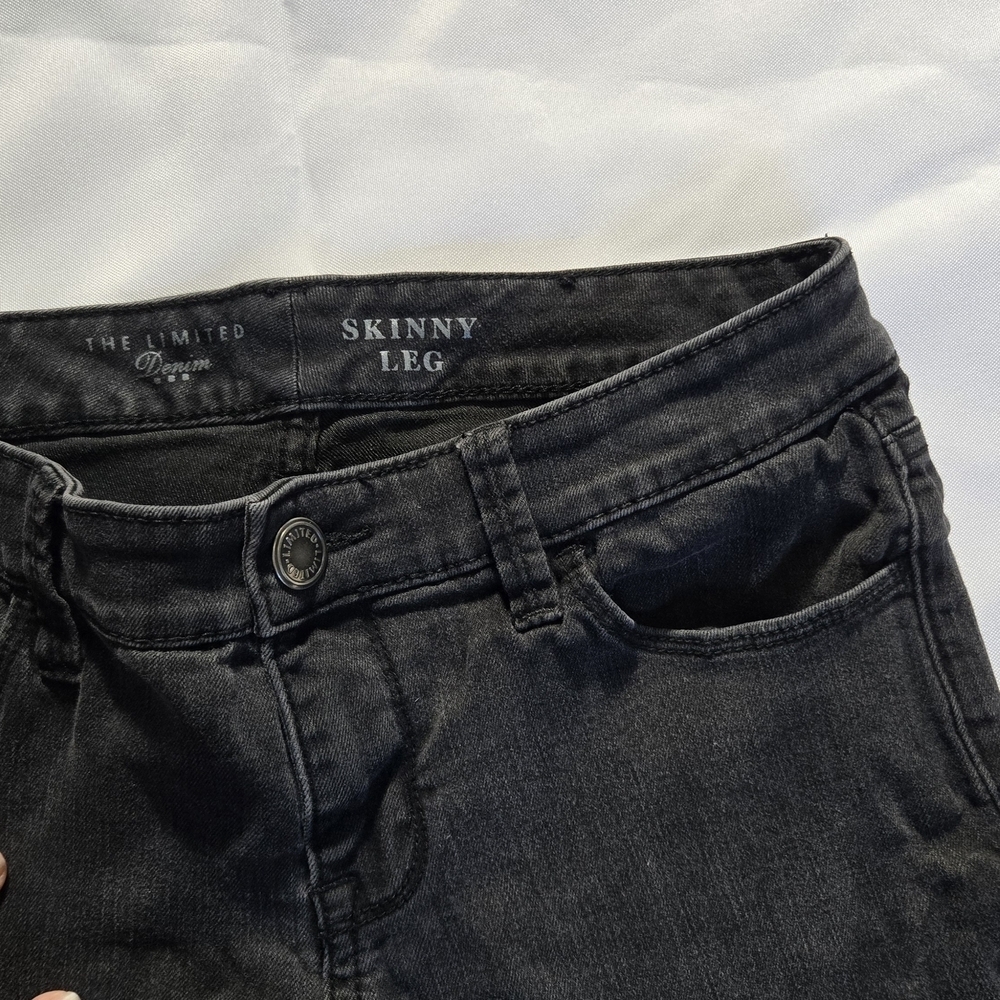 Tbe Limited Women's Black Jeans - Picture 3 of 5